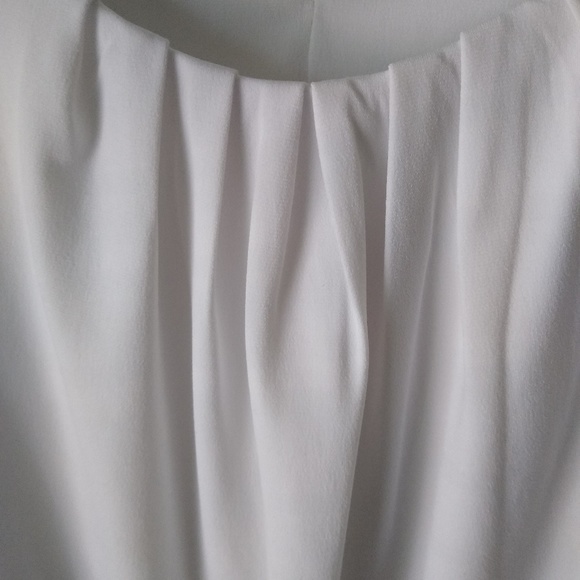 White Calvin Klein Sleeveless Pleated Top - Picture 4 of 7